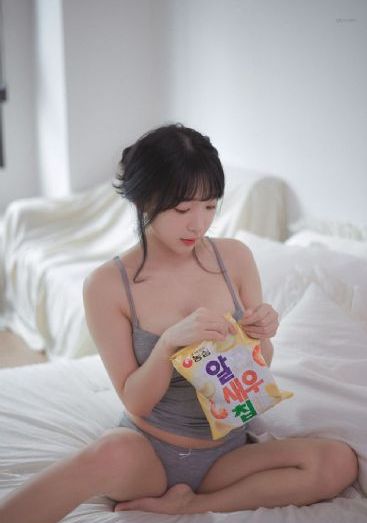 一秒钟电影在线观看免费完整版_BD高清迅雷在线观看