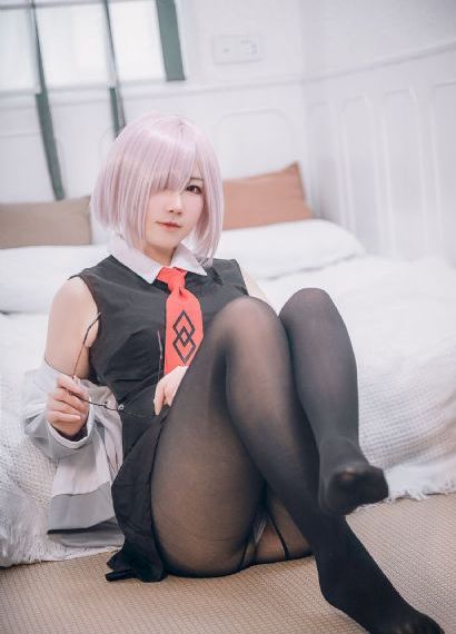 情侣奴伺候女王_BD日本电影免费