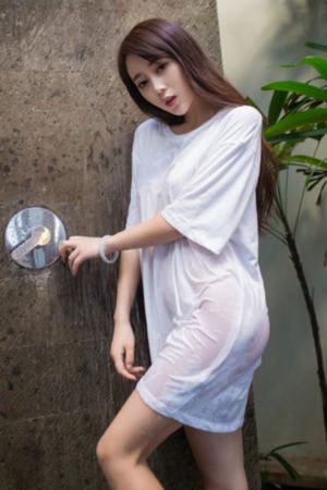楼上的女邻居在线观看_4K在线视频播放