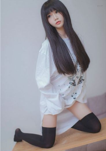 两女一杯电影_4K手机在线观看